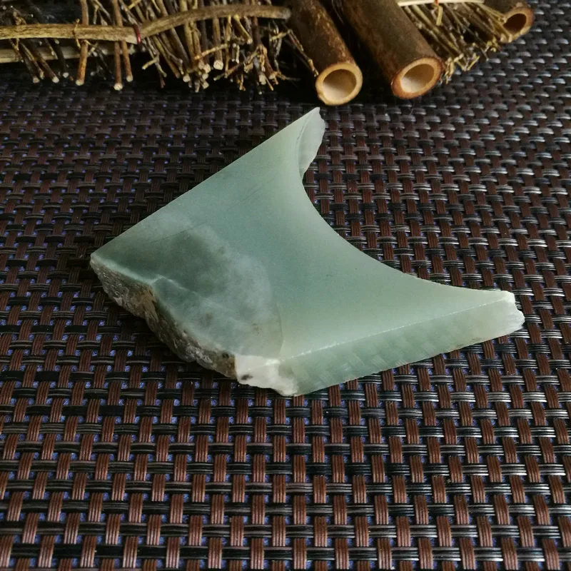 Natural Kunlun Jade Rough Nephrite Raw (146g,7X4.5X1.7cm)